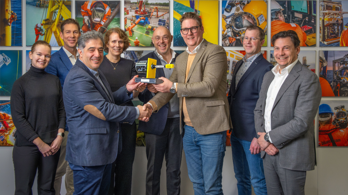 (Left to right): Equinor's project team alongside CORROSION’s Martin Rosmolen and Bluestream’s Rutger Lieverse, holding their team’s ICCP-SAM solution, which will protect 100 monopile foundations at Poland’s Baltyk 2 & 3 offshore wind farms